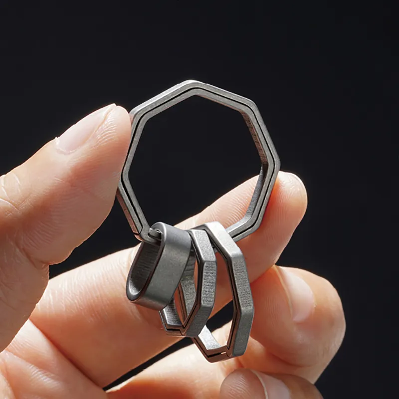 Super Lightweight Real Titanium Alloy Split Rings For Keyrings With  Quickdraw Tool Creative Hanging Buckle Keyring From Pingwang3, $78.4